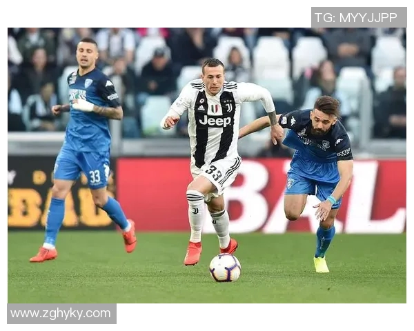 尤文图斯与巴塞罗那对决主场归属分析与历史交锋回顾